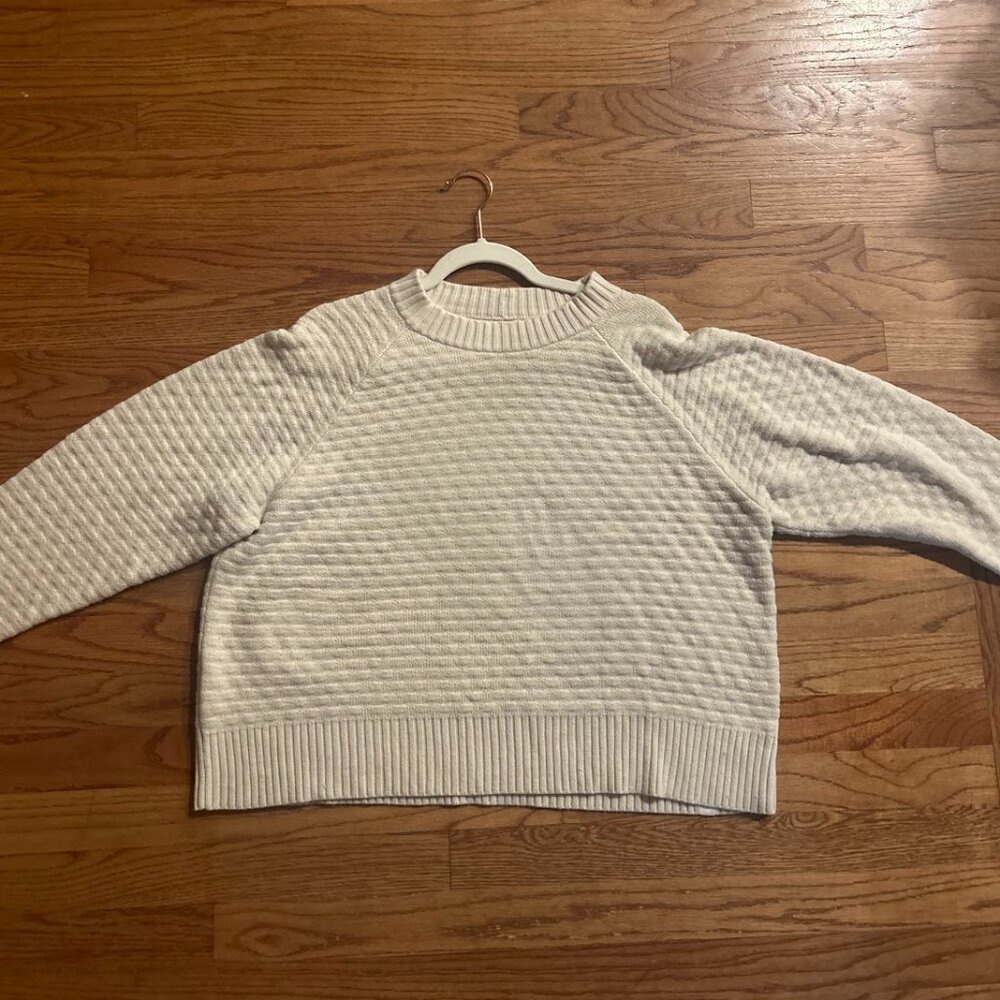 Lululemon White Cream Sweater Small/Medium Cute Oversized